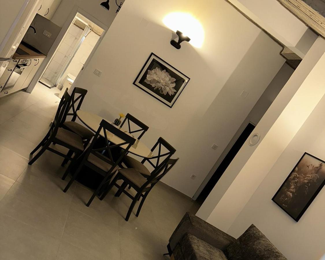 Apartments Casa Bella Kotor Bagian luar foto